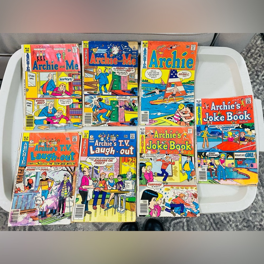 Vintage ARCHIE’S ARCHIE SERIES Collectors Comic Book Lot Of 7